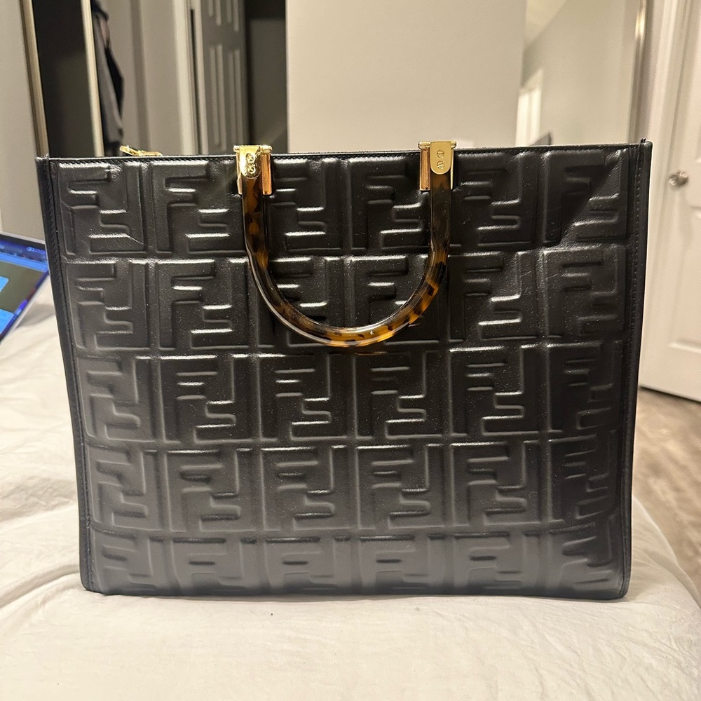 Fendi sunshine medium
